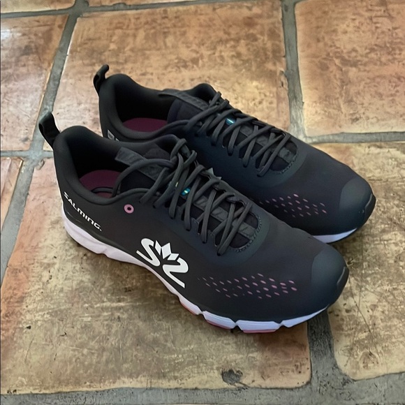 Salming Shoes - 🌸 Salming Enroute 3 10.5 Women's Running Shoes Grey / White
